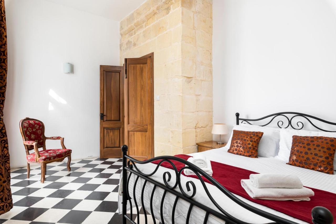 Traditional & Modern Maltese Townhouse - Rooftop Terrace And Sea Views, Close To Birgu Waterfront Cospicua Exterior foto